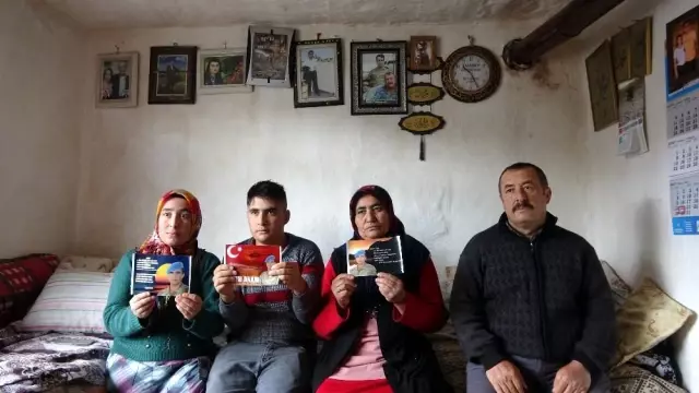 15 Temmuz'da darbeci binbaşı tarafından vurulan Kurtuluş Kaya'nın şehitliği resmiyet kazandı 15 Temmuz'da darbeci binbaşı tarafından vurulan Kurtuluş Kaya'nın şehitliği resmiyet kazandı