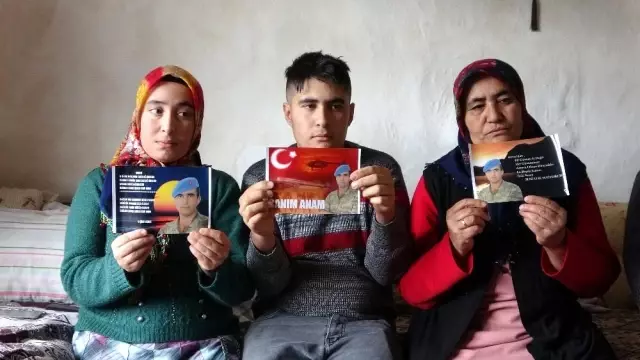 15 Temmuz'da darbeci binbaşı tarafından vurulan Kurtuluş Kaya'nın şehitliği resmiyet kazandı 15 Temmuz'da darbeci binbaşı tarafından vurulan Kurtuluş Kaya'nın şehitliği resmiyet kazandı