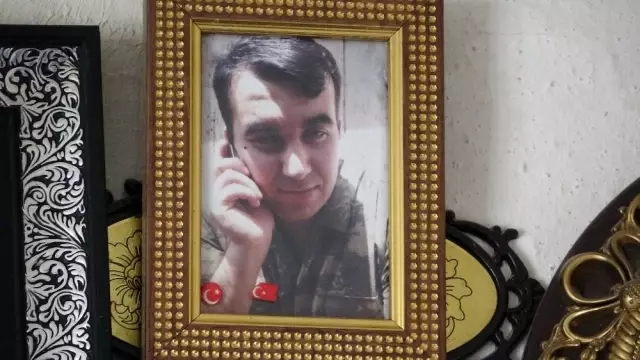 15 Temmuz'da darbeci binbaşı tarafından vurulan Kurtuluş Kaya'nın şehitliği resmiyet kazandı 15 Temmuz'da darbeci binbaşı tarafından vurulan Kurtuluş Kaya'nın şehitliği resmiyet kazandı