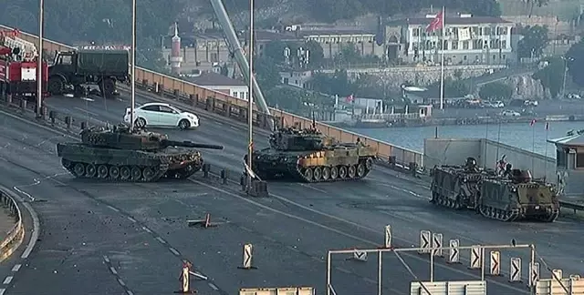 15 Temmuz'da darbeci binbaşı tarafından vurulan Kurtuluş Kaya'nın şehitliği resmiyet kazandı 15 Temmuz'da darbeci binbaşı tarafından vurulan Kurtuluş Kaya'nın şehitliği resmiyet kazandı