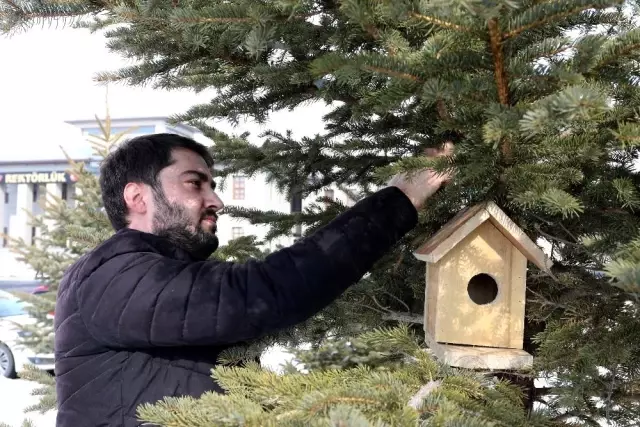 AİÇÜ'de Minik Dostlar Unutulmadı AİÇÜ'de Minik Dostlar Unutulmadı