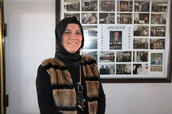 SAKARYA Babaları rahatsızlanınca otomobil tamir servisini 3 kız kardeş işletiyor