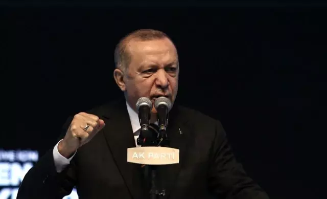 AK Parti 7. Olağan Büyük Kongresi'nde, Erdoğan 7. kez genel başkanlığa seçildi AK Parti 7. Olağan Büyük Kongresi'nde, Erdoğan 7. kez genel başkanlığa seçildi