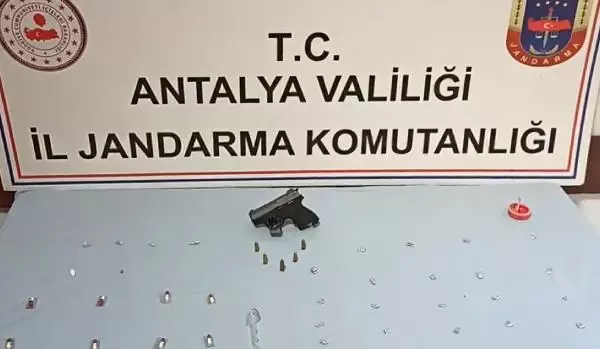 ANTALYA Dalgakıran operasyonunda tutuklu sayısı 62'e yükseldi ANTALYA Dalgakıran operasyonunda tutuklu sayısı 62'e yükseldi
