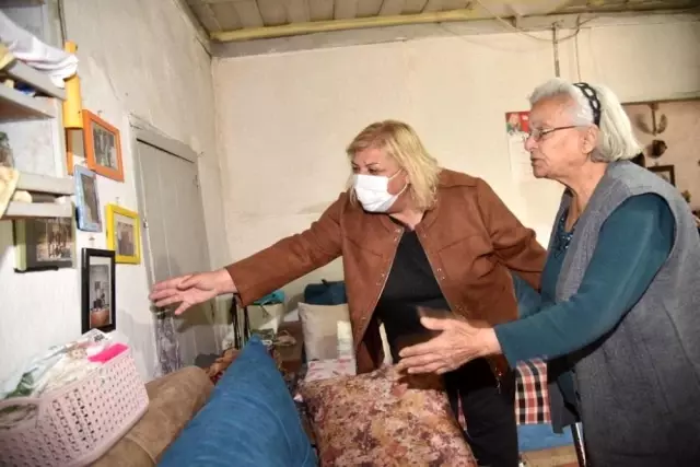 İlk kadın belediye başkanı ile ilk kadın muhtar buluştu İlk kadın belediye başkanı ile ilk kadın muhtar buluştu