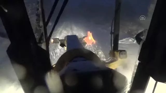 Kar yağışı etkili oldu Kar yağışı etkili oldu