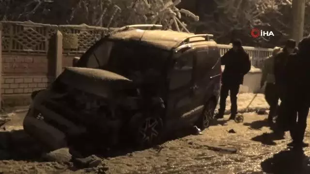 Kaza sonrası polisi 'Rektörün şoförüyüm' diyerek baskı altına almaya çalıştıKaza sonrası polisi 'Rektörün şoförüyüm' diyerek baskı altına almaya... Kaza sonrası polisi 'Rektörün şoförüyüm' diyerek baskı altına almaya çalıştıKaza sonrası polisi 'Rektörün şoförüyüm' diyerek baskı altına almaya...
