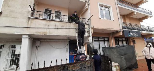 merdivenle balkondan girdikleri evde ise gitm 4 14017163 o