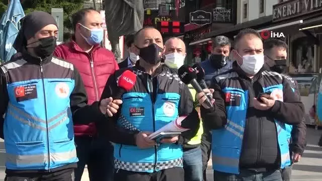 Motosikletli kuryeler isyan etti: 'Ya teslim edeceksin ya öleceksin' Motosikletli kuryeler isyan etti: 'Ya teslim edeceksin ya öleceksin'