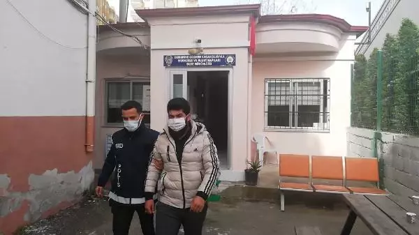 Osmaniye'de Suriye uyruklu 7 kaçak göçmen yakalandı Osmaniye'de Suriye uyruklu 7 kaçak göçmen yakalandı