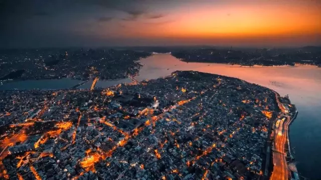 Rusların gözünden 'İstanbul' izleyenleri mest etti Rusların gözünden 'İstanbul' izleyenleri mest etti