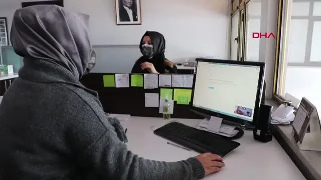 SAKARYA Babaları rahatsızlanınca otomobil tamir servisini 3 kız kardeş işletiyor
