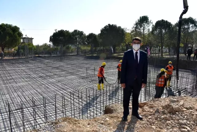 Şehzadeler'de pandemi sürecinde 3 büyük projenin temeli atıldı