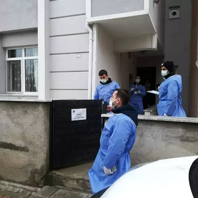 237 kişinin yaşadığı 11 bina karantinada 237 kişinin yaşadığı 11 bina karantinada