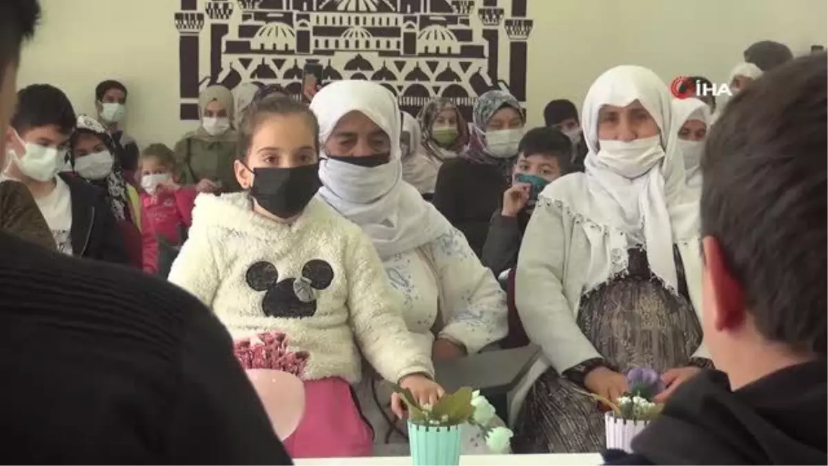 70 yaşında azmetti, Kur'an-ı Kerim'i öğrendi