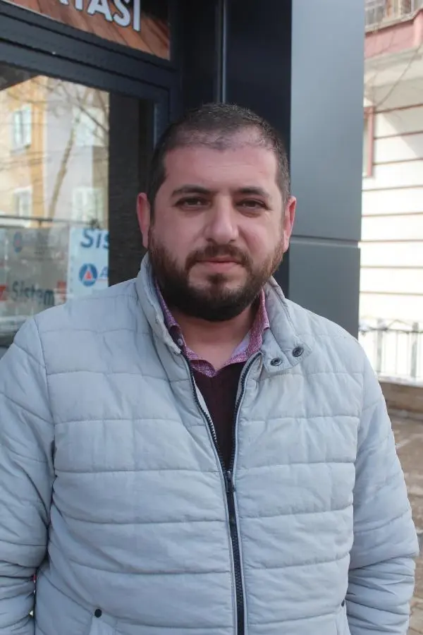 AFYONKARAHİSAR 'Acılı' diye çalışana fırlatılan çiğ köftenin, 'silah' sayılması talep edildi AFYONKARAHİSAR 'Acılı' diye çalışana fırlatılan çiğ köftenin, 'silah' sayılması talep edildi