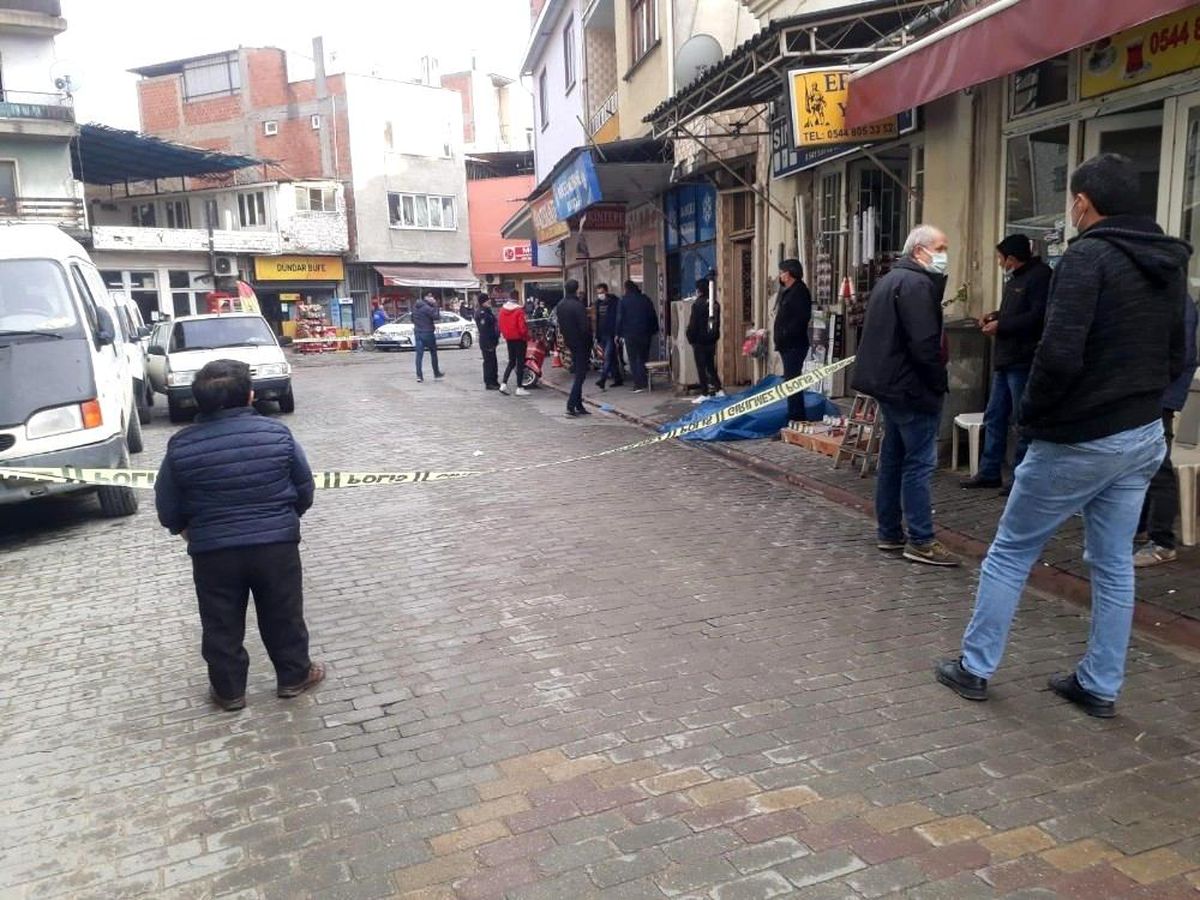 Alkollü mekandaki sözlü kavga silahlı saldırıya döndü: 7 yaralı