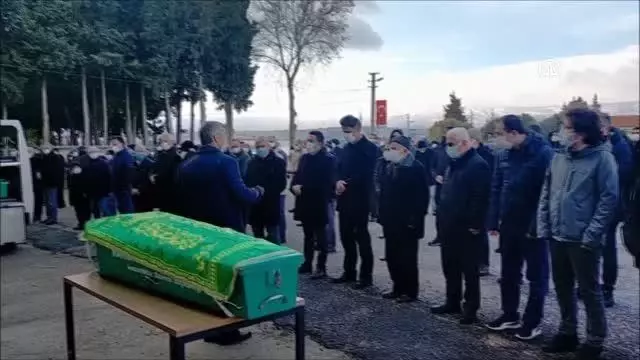 Bahçe sulama havuzunda ölü bulunan lise müdürünün cenazesi defnedildi