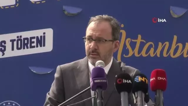 Gençlik ve Spor Bakanı Mehmet Kasapoğlu: 'Birileri şovla, lafla, karşı çıkmakla vakit geçire dursun' Gençlik ve Spor Bakanı Mehmet Kasapoğlu: 'Birileri şovla, lafla, karşı çıkmakla vakit geçire dursun'