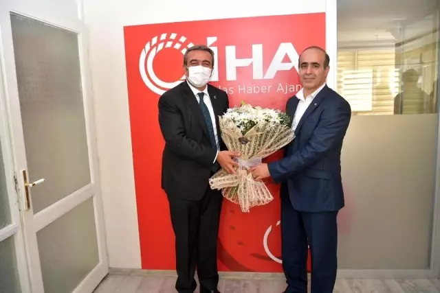 Başkan Çetin ve Rektör Tuncel'den İHA'ya ziyaret Başkan Çetin ve Rektör Tuncel'den İHA'ya ziyaret