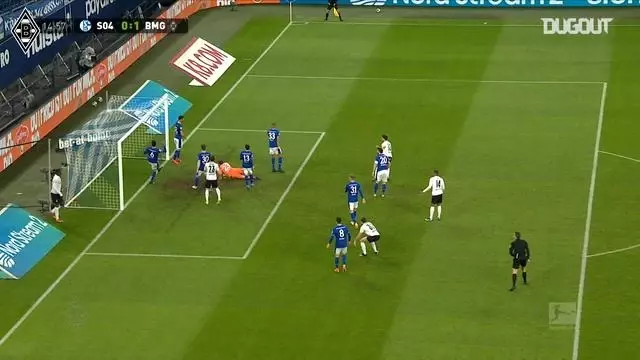 Borussia Mönchengladbach Schalke'yi Üç Golle Geçiyor Borussia Mönchengladbach Schalke'yi Üç Golle Geçiyor