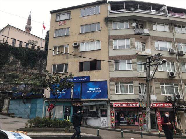 Bursa'da meydana gelen heyelan nedeniyle bazı evler boşaltılıyor