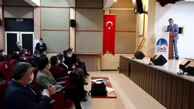 Çubuk'ta muhtarlar ve dernek başkanlarına 'kırsal mahalle' bilgilendirme toplantısı Çubuk'ta muhtarlar ve dernek başkanlarına 'kırsal mahalle' bilgilendirme toplantısı