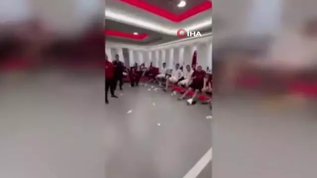 Cumhurbaşkanı Erdoğan, A Milli Futbol Takımını kutladı Cumhurbaşkanı Erdoğan, A Milli Futbol Takımını kutladı