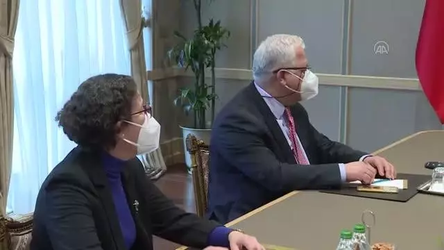 Son dakika! Cumhurbaşkanı Yardımcısı Oktay, yerli aşı üzerine çalışan kurum ve kuruluşların yöneticileriyle bir araya geldi (2) Son dakika! Cumhurbaşkanı Yardımcısı Oktay, yerli aşı üzerine çalışan kurum ve kuruluşların yöneticileriyle bir araya geldi (2)