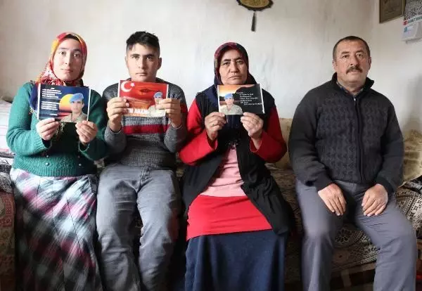 ÇANKIRI-Darbecilerin öldürdüğü askere mahkemeden 'şehitlik' kararı ÇANKIRI-Darbecilerin öldürdüğü askere mahkemeden 'şehitlik' kararı