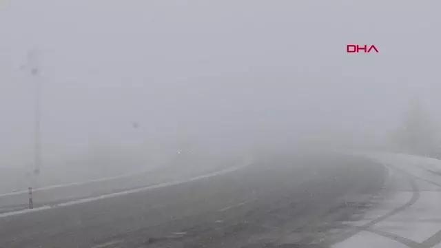 DENİZLİ Kar ve sis, Denizli'de ulaşımı olumsuz etkiledi DENİZLİ Kar ve sis, Denizli'de ulaşımı olumsuz etkiledi