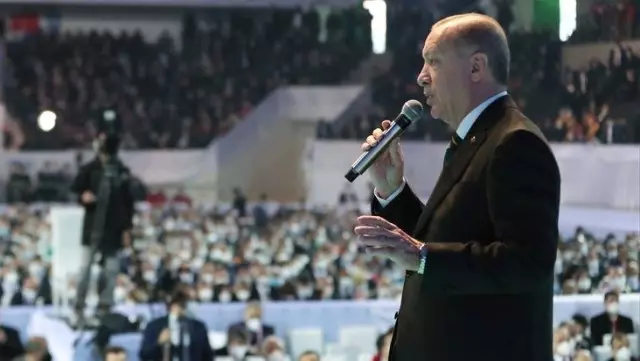 Erdoğan onlardan vazgeçmiyor! 10 ayrı büyük kongrede değişmeyen 3 isim: Hayati Yazıcı, Ömer Çelik ve Öznur Çalık Erdoğan onlardan vazgeçmiyor! 10 ayrı büyük kongrede değişmeyen 3 isim: Hayati Yazıcı, Ömer Çelik ve Öznur Çalık