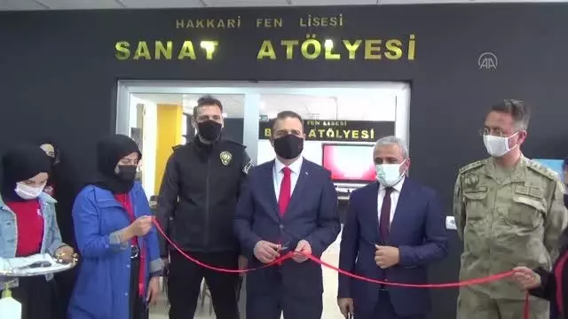 Hakkari Valisi Akbıyık: 'İlimizde her alanda olduğu gibi eğitimde de değişim ve dönüşüm yaşandı' Hakkari Valisi Akbıyık: 'İlimizde her alanda olduğu gibi eğitimde de değişim ve dönüşüm yaşandı'