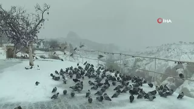 Kapadokya bahar ayında beyaza büründü Kapadokya bahar ayında beyaza büründü