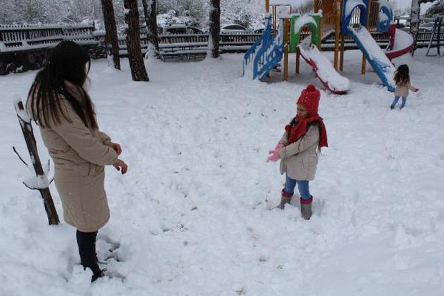 kocaeli nin yuksek kesimleri beyaza burundu 2 14019060 o