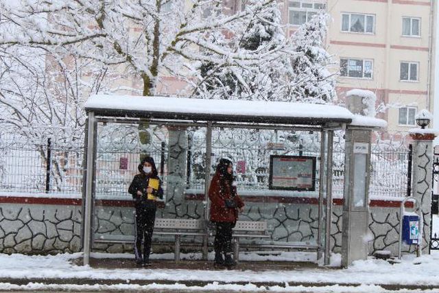 kocaeli nin yuksek kesimleri beyaza burundu 4 14019060 o