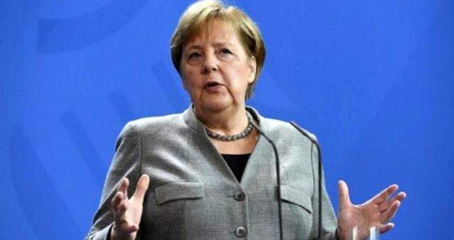 Merkel'den Türkiye açıklaması!