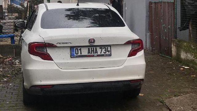park halindeki otomobile pompali tufekle ates 4 14019228 o