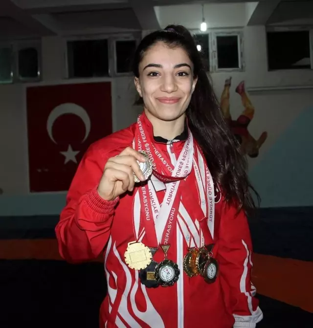 Siirtli Evin Demirhan, olimpiyatlara katılmaya hak kazandı