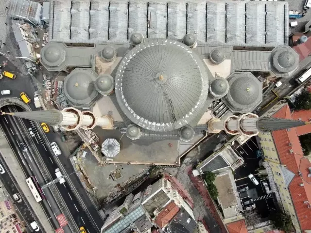 Taksim Camii Ramazan ayına hazırlanıyor Taksim Camii Ramazan ayına hazırlanıyor