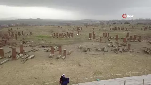 Tarihi mezar taşları yurt dışında tanıtılacak Tarihi mezar taşları yurt dışında tanıtılacak