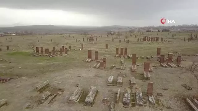 Tarihi mezar taşları yurt dışında tanıtılacak Tarihi mezar taşları yurt dışında tanıtılacak