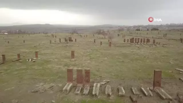 Tarihi mezar taşları yurt dışında tanıtılacak Tarihi mezar taşları yurt dışında tanıtılacak
