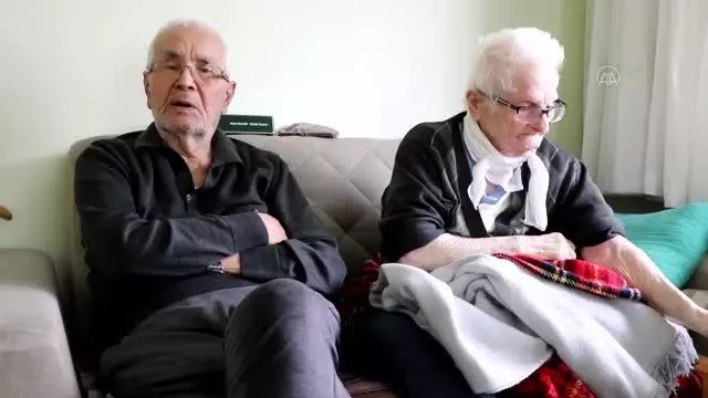 Yaşlı çift bakıcıları tarafından soyuldu