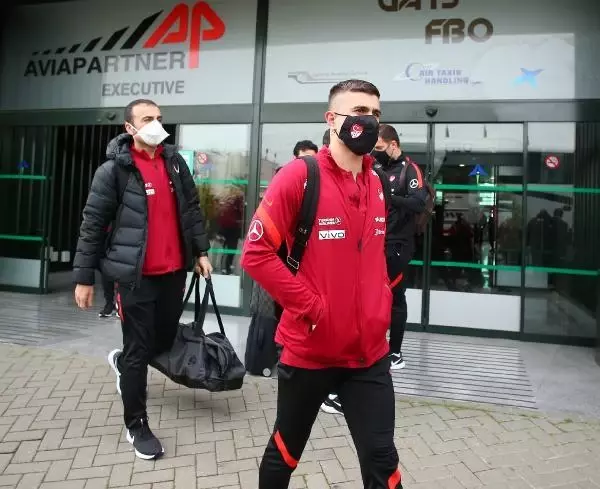 A Milli Futbol Takımı, Norveç maçı için İspanya'da