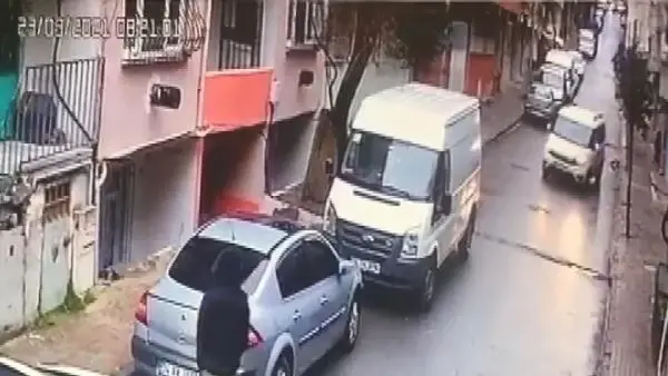 Son dakika haberi | BAĞCILAR'DA FECİ KAZA; OTOMOBİLİN ALTINDA KALAN 7 YAŞINDAKİ MUHAMMED ÖLDÜ