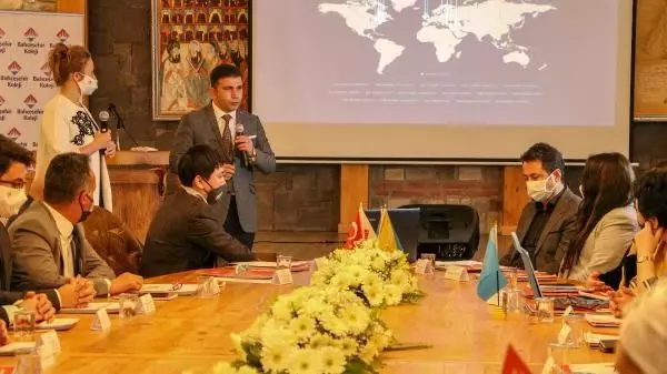 Bahçeşehir Koleji'nin eğitimine yurtdışından ilgi