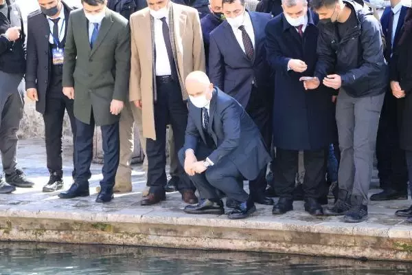 Son dakika haber... ŞANLIURFA Bakan Karaismailoğlu Bolluğu ve bereketi her haneye taşımayı sürdüreceğiz Son dakika haber... ŞANLIURFA Bakan Karaismailoğlu Bolluğu ve bereketi her haneye taşımayı sürdüreceğiz