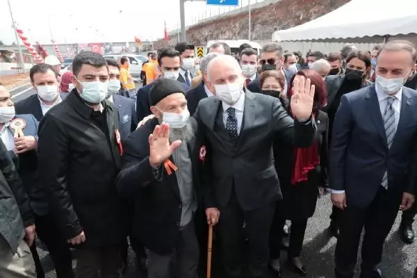 Son dakika haber... ŞANLIURFA Bakan Karaismailoğlu Bolluğu ve bereketi her haneye taşımayı sürdüreceğiz Son dakika haber... ŞANLIURFA Bakan Karaismailoğlu Bolluğu ve bereketi her haneye taşımayı sürdüreceğiz