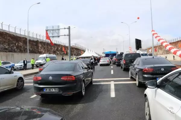 Son dakika haber... ŞANLIURFA Bakan Karaismailoğlu Bolluğu ve bereketi her haneye taşımayı sürdüreceğiz Son dakika haber... ŞANLIURFA Bakan Karaismailoğlu Bolluğu ve bereketi her haneye taşımayı sürdüreceğiz